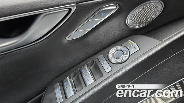 Genesis G80 RG3 — Фото автомобиля 30