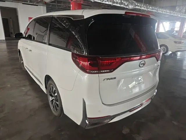 GAC Trumpchi M8 — Фото автомобиля 4