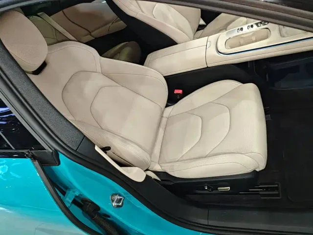 Xiaomi SU7 — Фото автомобиля 24