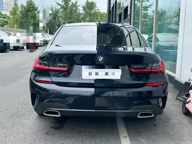 BMW 3 Series — Фото автомобиля 5