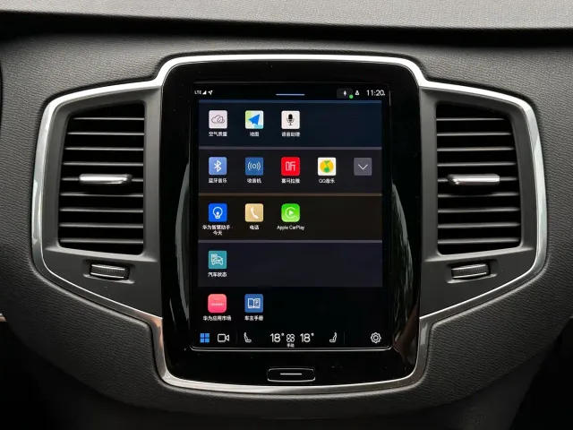 Volvo XC90 — Фото автомобиля 20