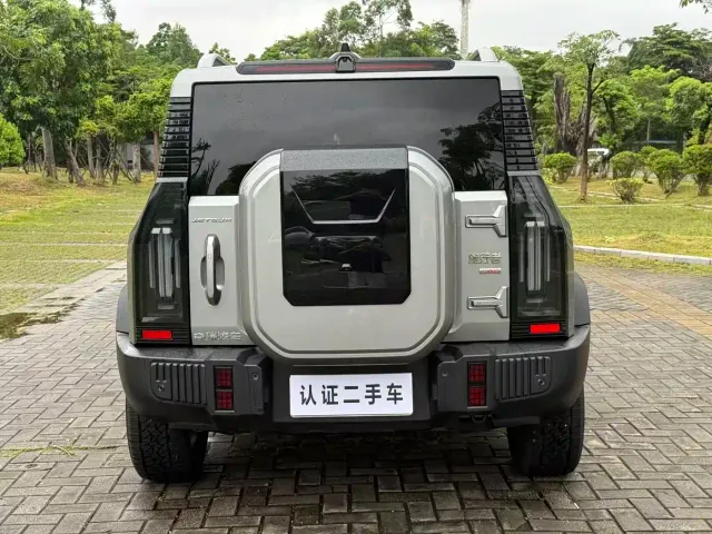Jetour T2 — Фото автомобиля 12