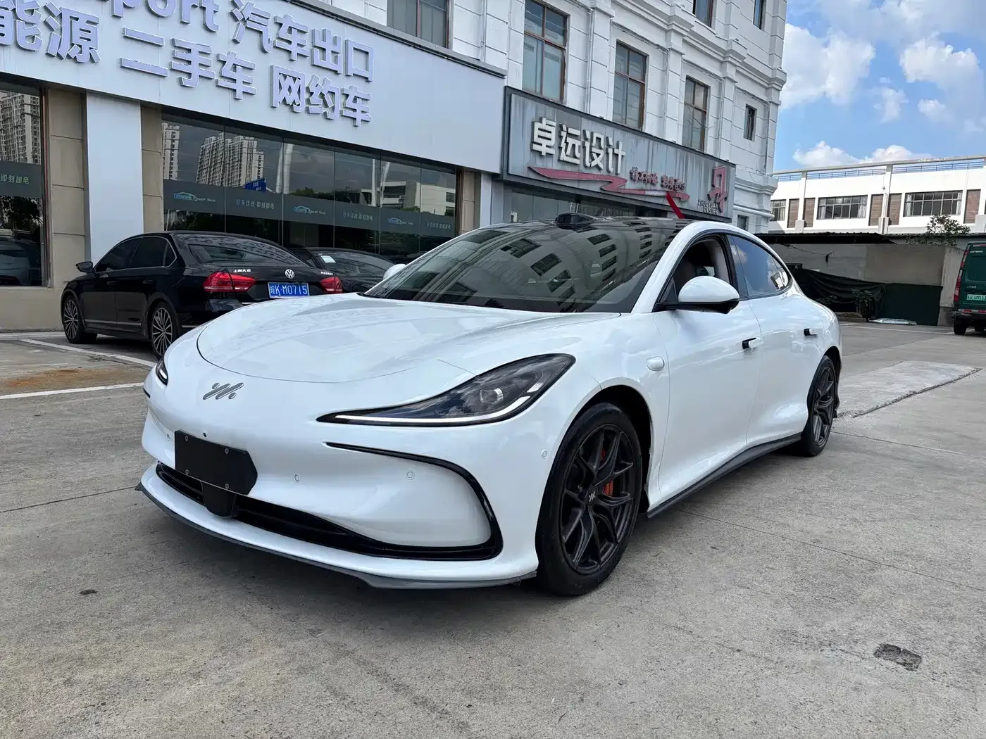 Фотография автомобиля — IM Motors L6