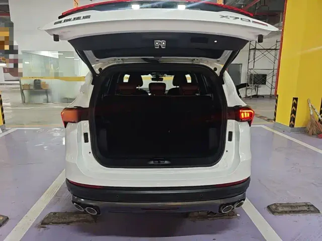 Jetour X70 Plus — Фото автомобиля 18