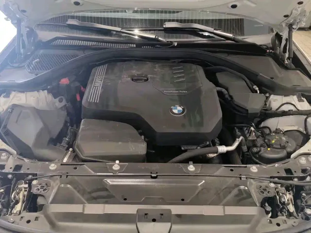 BMW 3 Series — Фото автомобиля 13