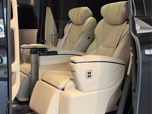Toyota Vellfire — Фото автомобиля 5
