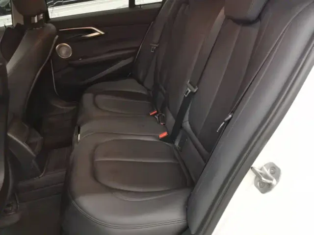 BMW 1 Series — Фото автомобиля 16