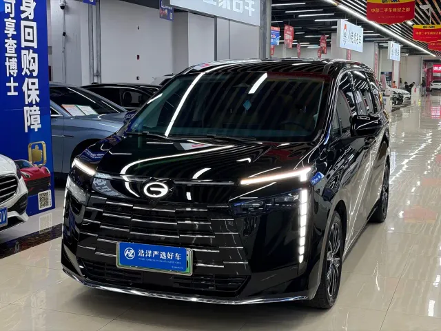 Фотография автомобиля — GAC Trumpchi E8