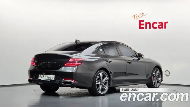 Genesis G70 New — Фото автомобиля 2
