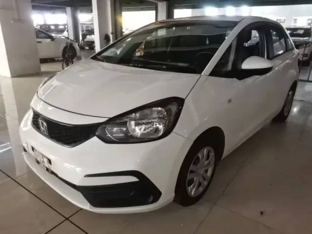 Фотография автомобиля — Honda Fit