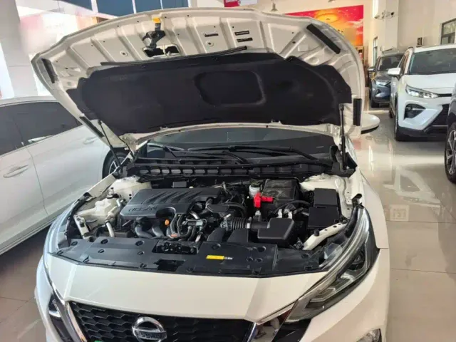 Nissan Teana — Фото автомобиля 19