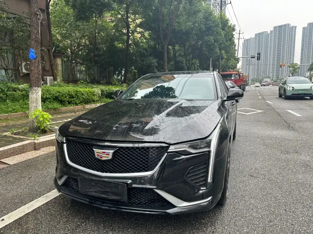 Фотография автомобиля — Cadillac CT4