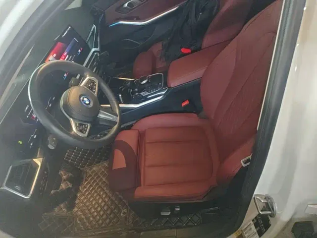 BMW i3 — Фото автомобиля 14