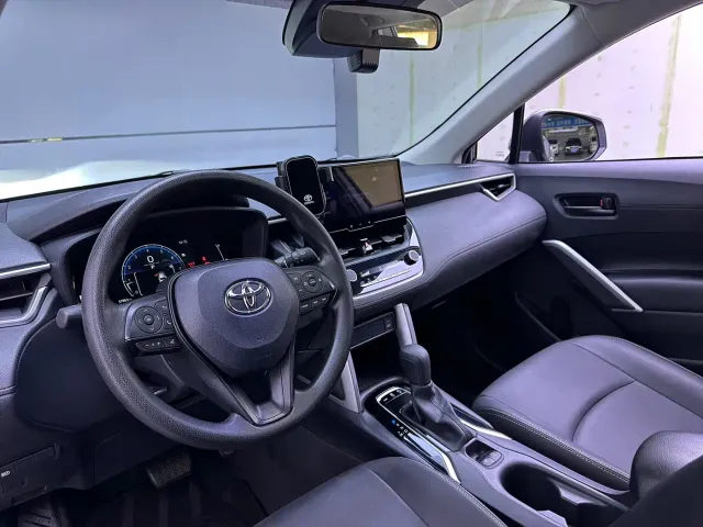 Toyota Corolla Cross — Фото автомобиля 10