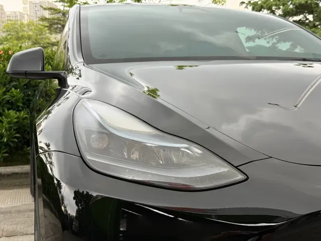 Tesla Model Y — Фото автомобиля 7