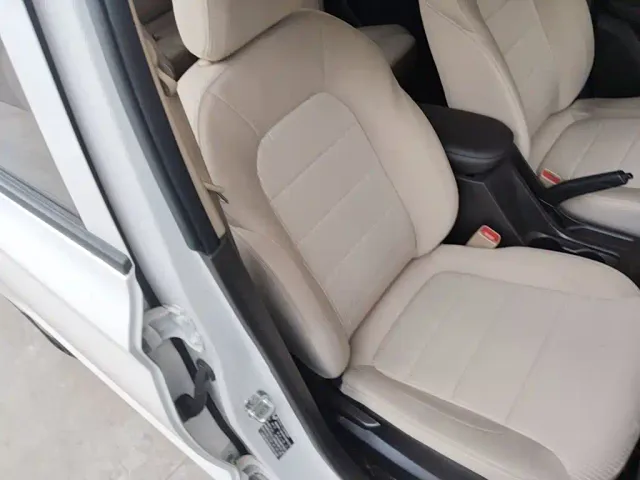 Wuling Hongguang — Фото автомобиля 24