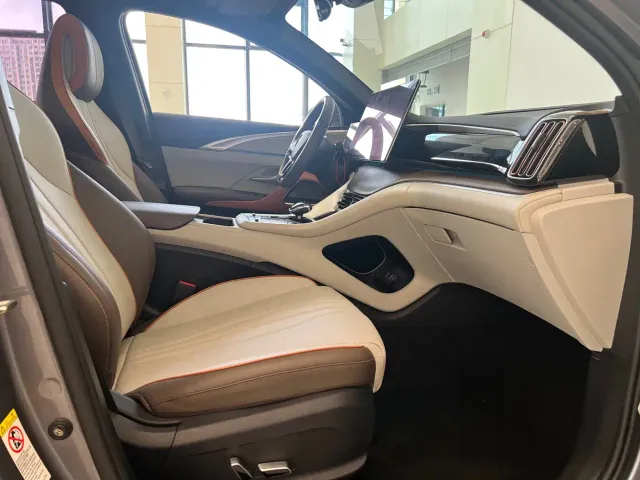 BYD Song Pro — Фото автомобиля 8