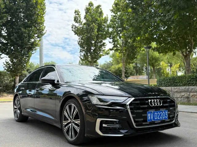 Audi A6L — Фото автомобиля 3