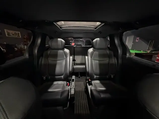 Toyota Granvia — Фото автомобиля 9