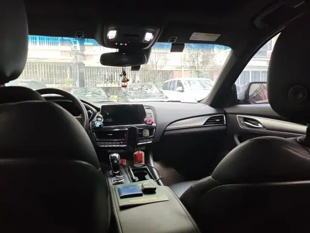 Cadillac CT5 — Фото автомобиля 19