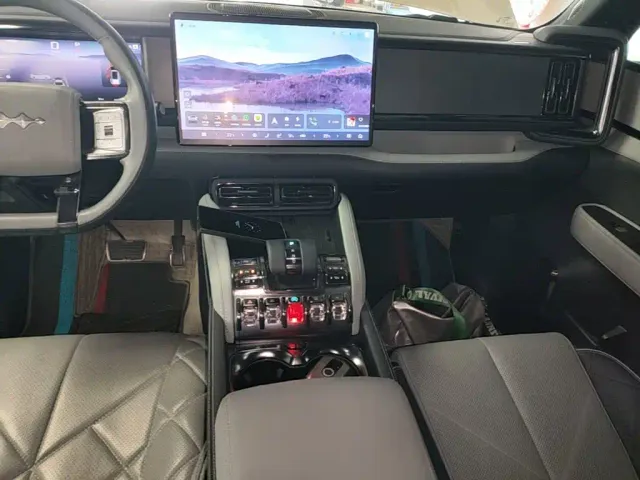 BYD FangChengBao Leopard 5 — Фото автомобиля 13