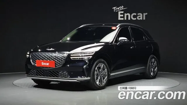 Фотография автомобиля — Genesis GV70 Electrified