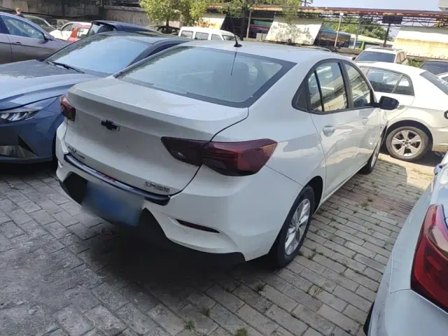 Chevrolet Cavalier — Фото автомобиля 6