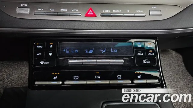 Hyundai Grandeur New — Фото автомобиля 23