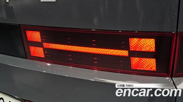 Hyundai Santa Fe MX5 — Фото автомобиля 8
