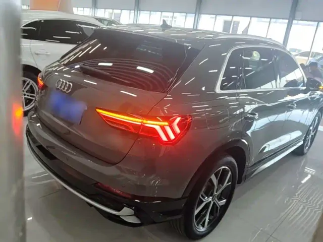 Audi Q3 — Фото автомобиля 6