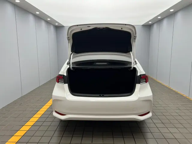 Toyota Corolla — Фото автомобиля 19