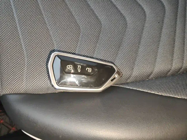 Volkswagen ID.3 — Фото автомобиля 8