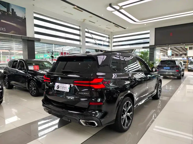 BMW X5 — Фото автомобиля 14