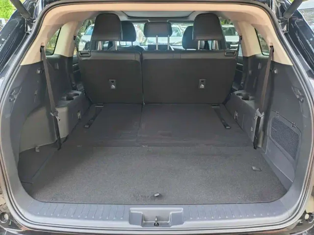 Toyota Highlander — Фото автомобиля 14