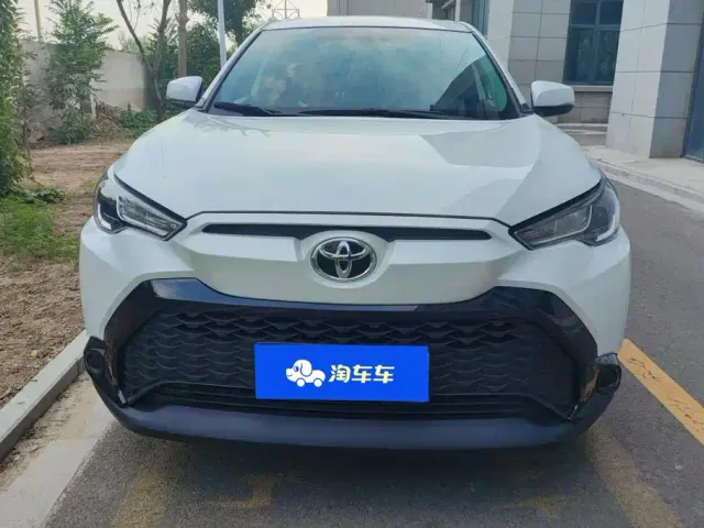 Toyota Frontlander — Фото автомобиля 2
