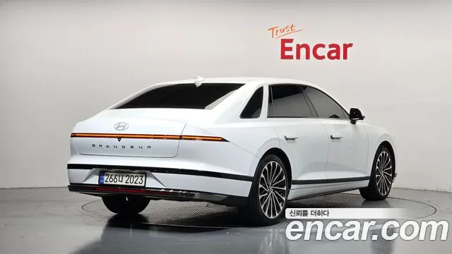 Hyundai Grandeur GN7 — Фото автомобиля 2