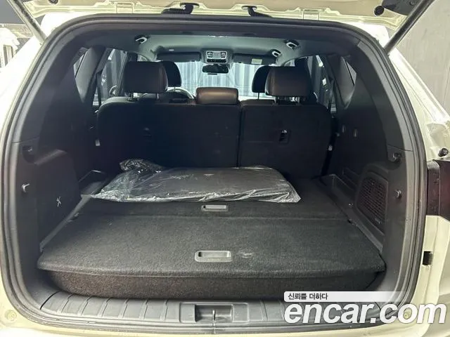 KG_Mobility_Ssangyong Rexton Rexton Arena Дизель 2.2 4WD — Фото автомобиля 17