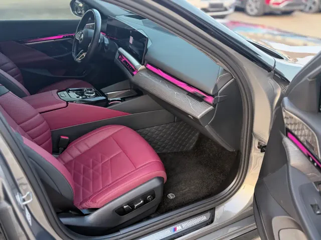BMW 5 Series — Фото автомобиля 8