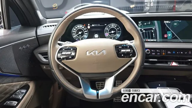 Kia K8 — Фото автомобиля 13