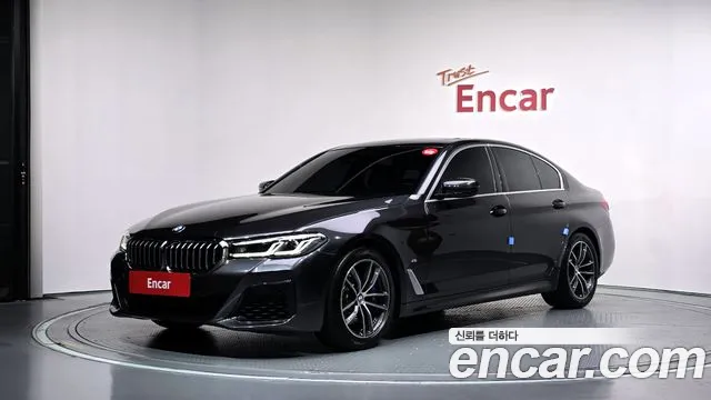 Фотография автомобиля — BMW 5 Series G30