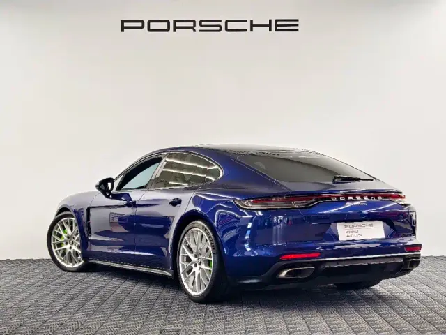 Porsche Panamera — Фото автомобиля 4