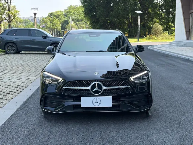 Mercedes-Benz C-Class — Фото автомобиля 2