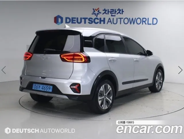 Kia Niro — Фото автомобиля 2