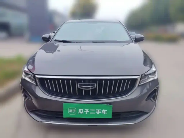 Geely Emgrand — Фото автомобиля 22