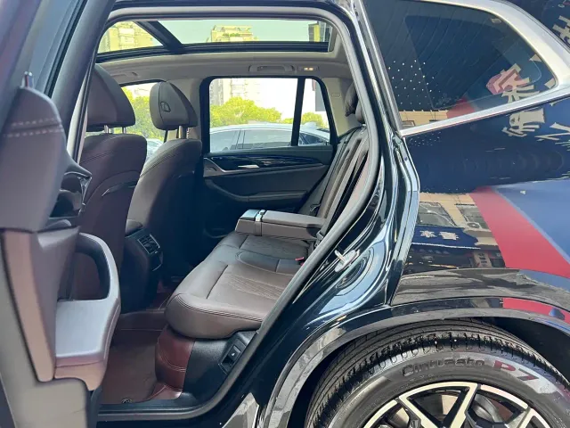 BMW X3 — Фото автомобиля 17