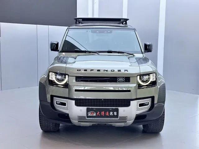 Land Rover Defender — Фото автомобиля 2