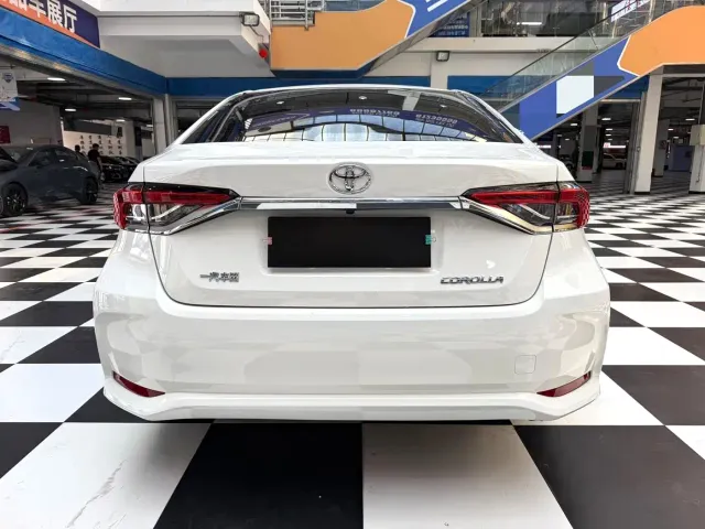 Toyota Corolla — Фото автомобиля 15