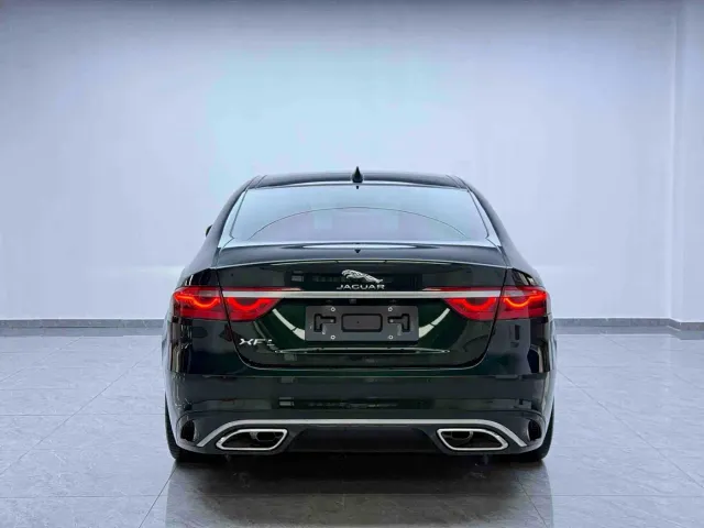 Jaguar XFL — Фото автомобиля 11