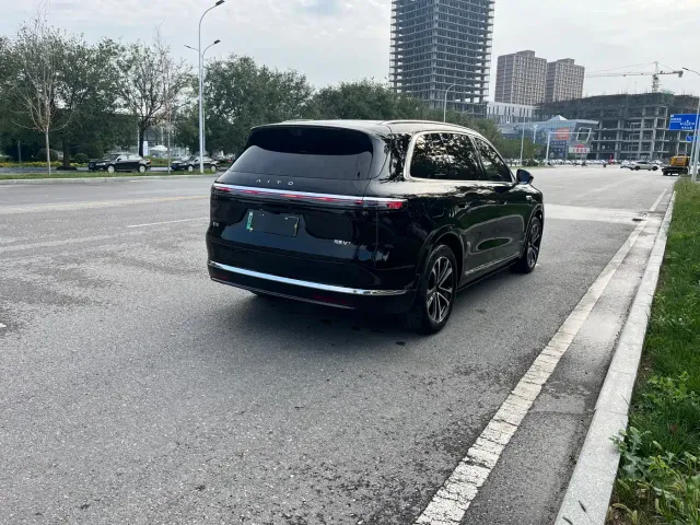 Aito M7 — Фото автомобиля 21