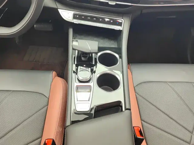 Changan Eado — Фото автомобиля 16